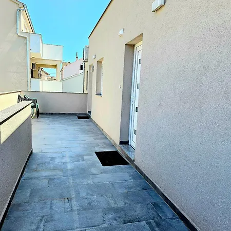 Nina Apartment Zadar Exterior photo